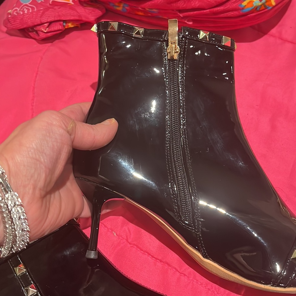 New elegant boot - Picture 2 of 3